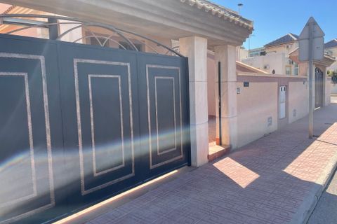 Rækkehus i Torrevieja, Alicante, Torrevieja - € 330.000 | Ref: W-0477KA - foto 10